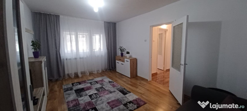 Închiriez apartament 2 camere decomandat