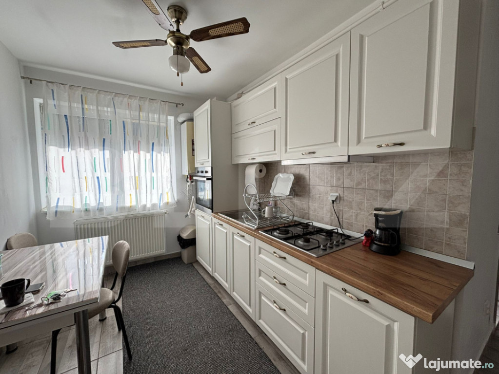 Apartament 3 camere, 53 mp, parcare subterana, zona Vivo