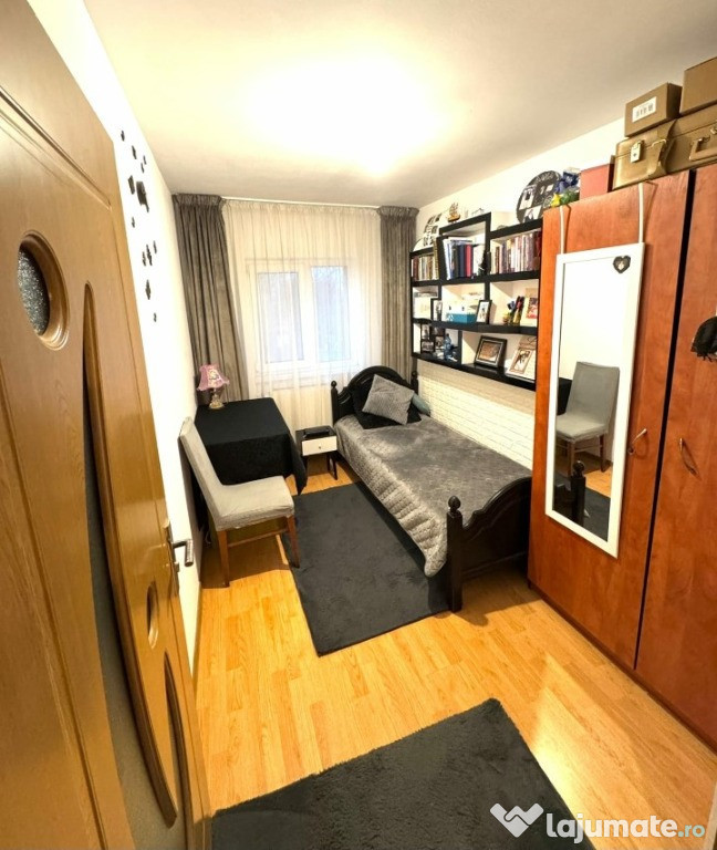 Apartament Cu 4 Camere Decomandate - etaj 2 Zona Burdujeni