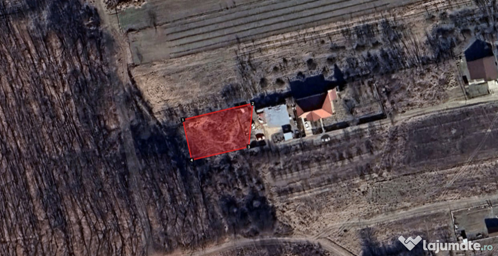 Teren de vânzare în satul Hințești, lângă pădurea Mo?