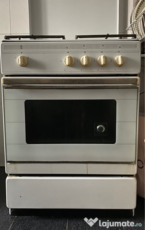 Aragaz patru ochiuri utilizat