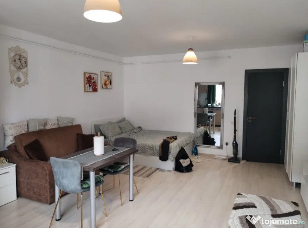 Garsoniera semidecomandat - zona Sanpetru