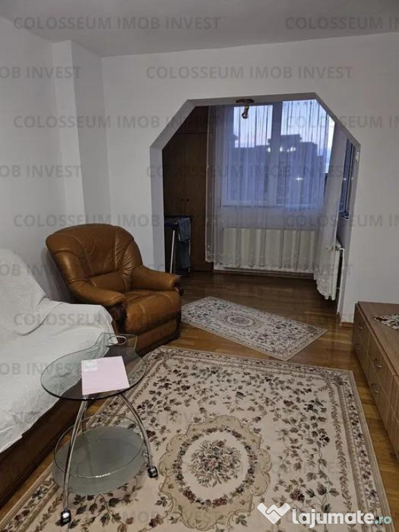 Apartament 2 camere semidecomandat - zona Racadau