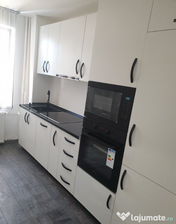 2 camere zona Parcul Circului