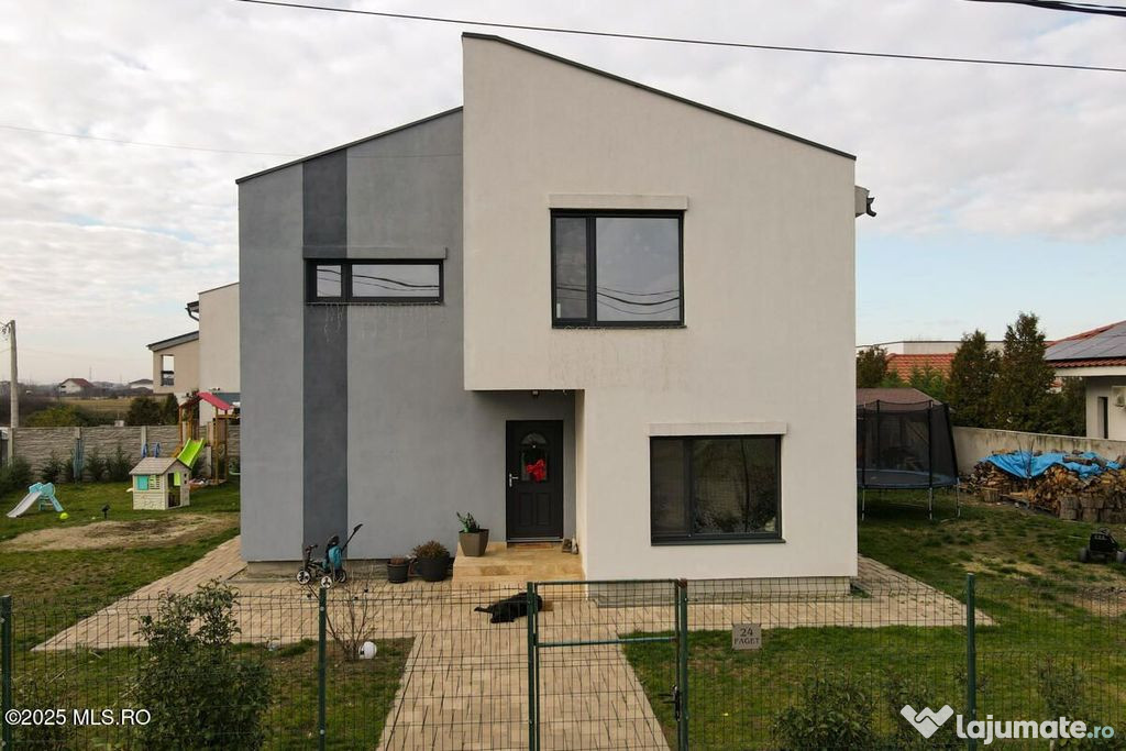 Mosnita - Str Faget - Vila P+1, 3 Dormitoare, Birou, Tere...