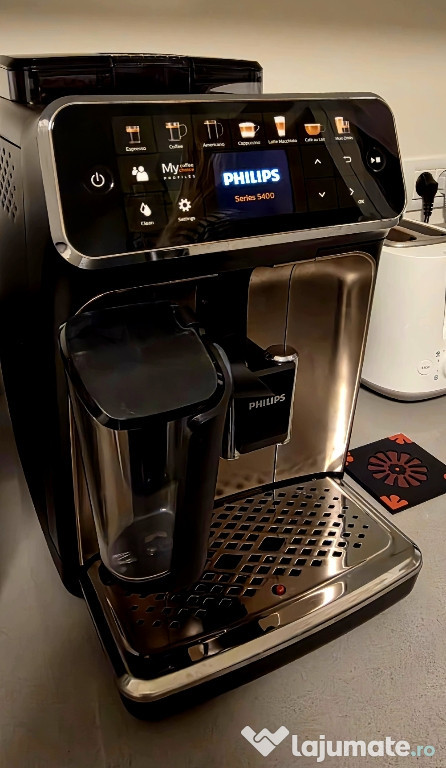 Espressor automat Philips LatteGo Seria 5400
