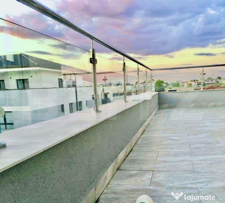 Penthouse superb, 3 camere, 2 bai, 75mp utili + 27 mp terasa