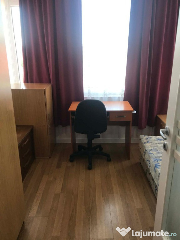 Camera de camin cu baie - zona Astra