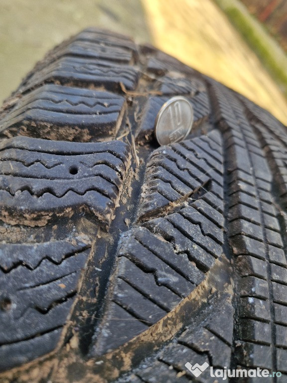 Roti Duster Iarna 215/ 65 R16