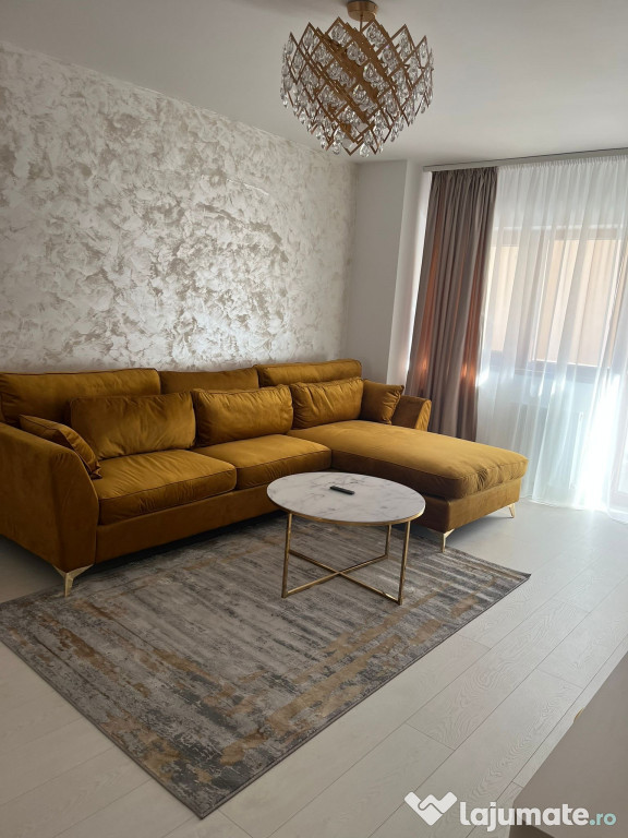 Apartament 3 camere Centru bloc nou