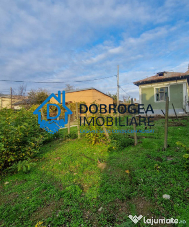 CASA DEMOLABILA ,TEREN 733 MP, DESCHIDERE STRADALA 11,5 ML