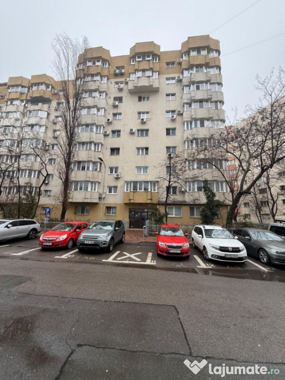 Apartament 3 camere, Nerva Traian, plan secund