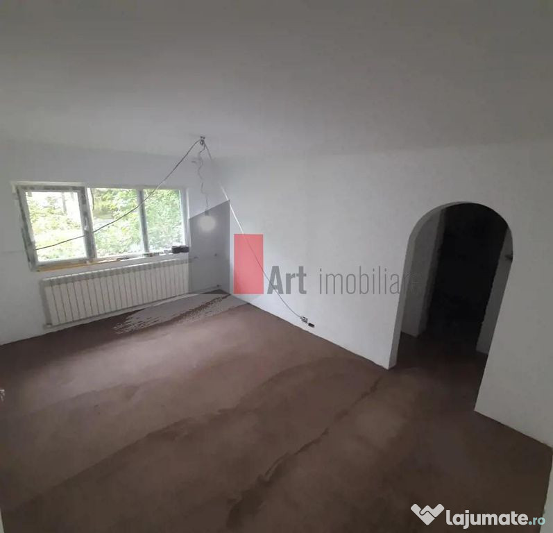 Vânzare apartament 2 camere semidecomandat Drumul Găzar...