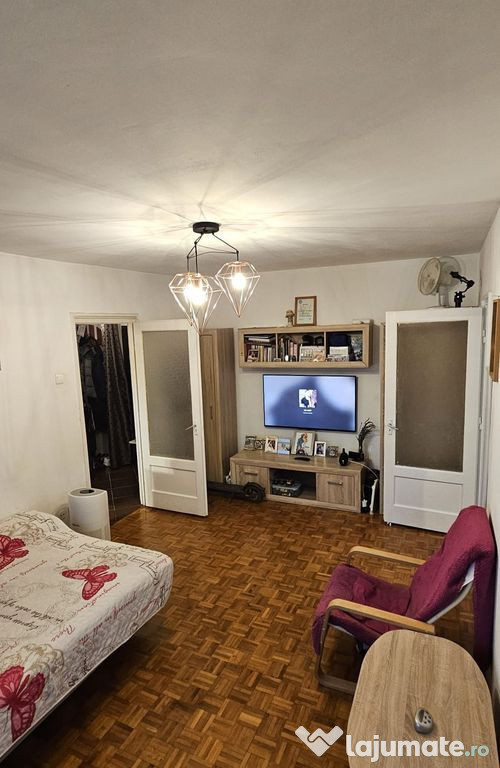 Apartament 2 camere Basarabiei, metrou 7 min