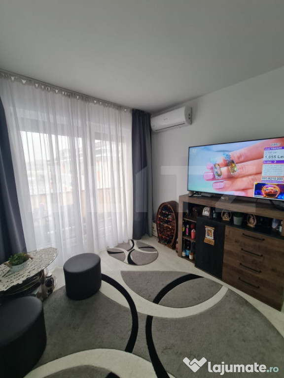 Apartament decomandat, lift, 2 locuri de parcare, zona straz