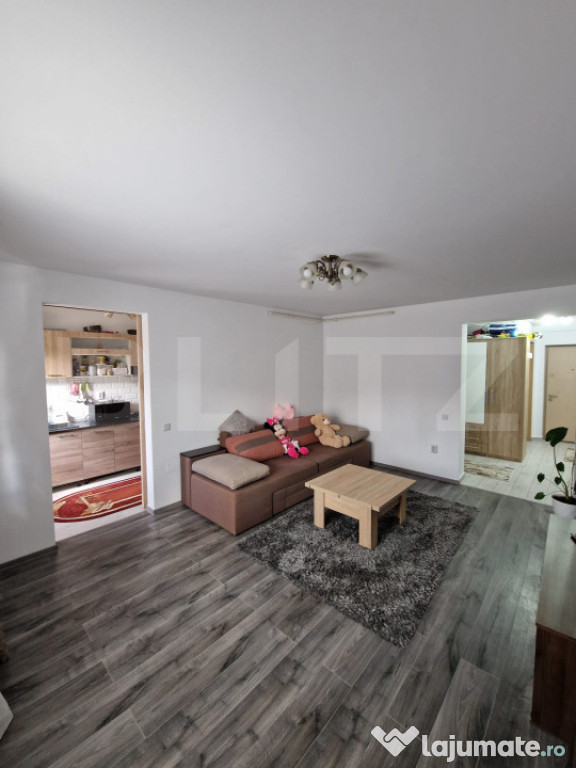 Apartament 2 camere, semidecomandat, Tractorul