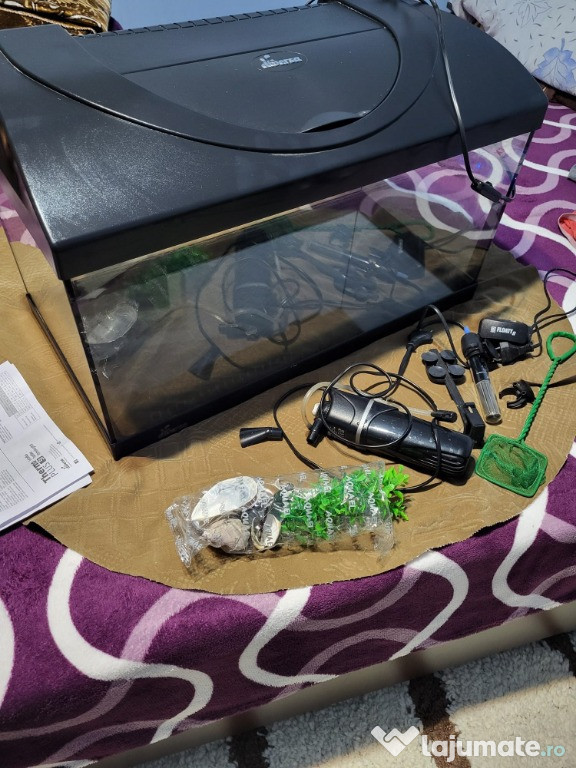 Acvariu din sticla cu LED Diversa