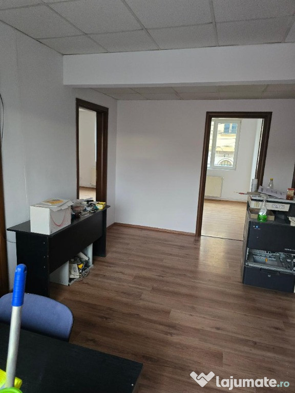 Sp de birou SC 120 mp , 5 bir plus anexe, Ultracentral-Primarie