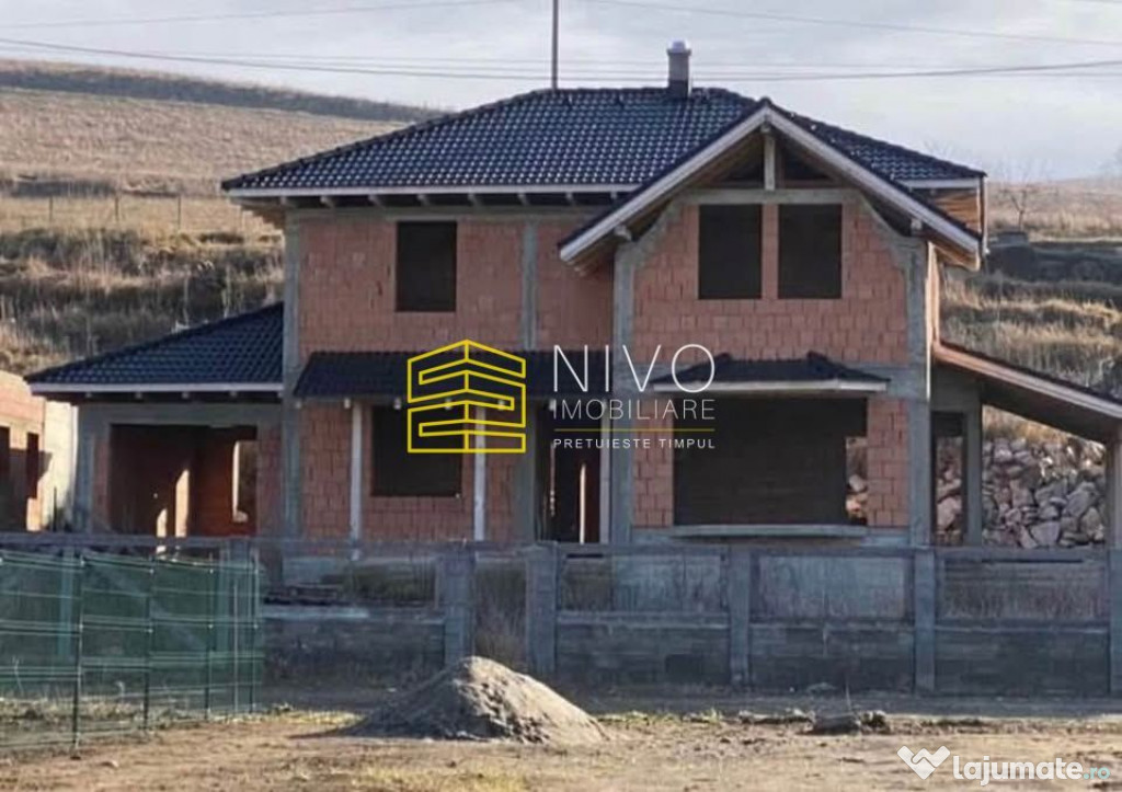 Casă singur în curte – Mureș – Ernei