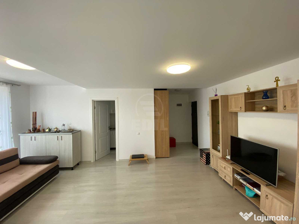APARTAMENT 3 CAMERE DECOMANDAT