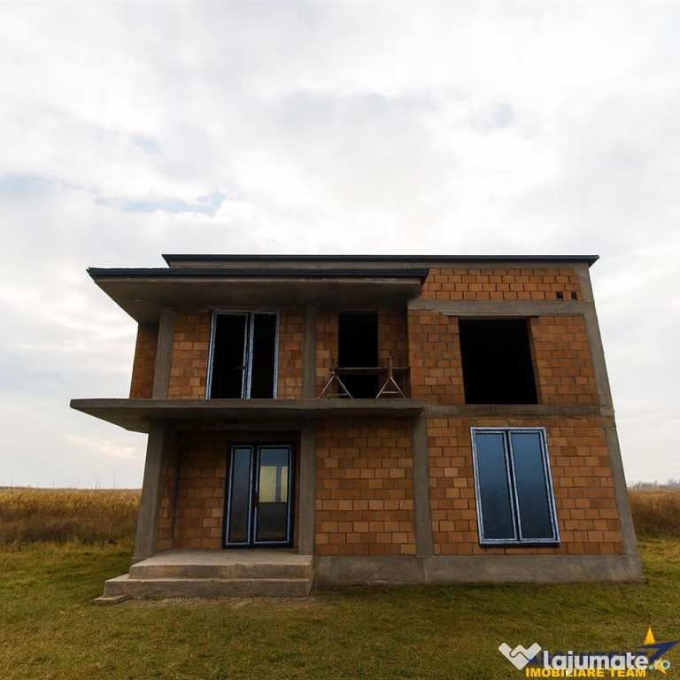 Casa individuala, P 1, la rosu, teren 500 mp, Sanpetru, Bras