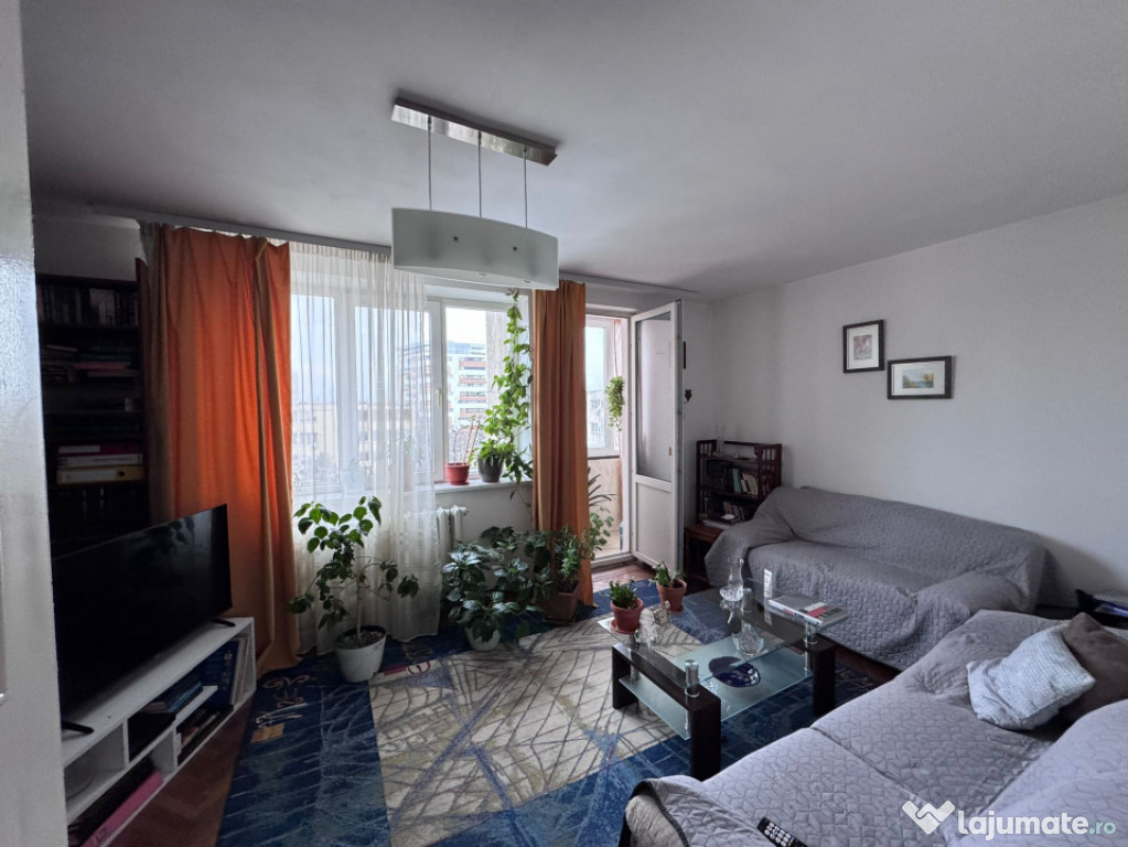 Apartament 3 camere decomandat, in zona City Park Mall - Con