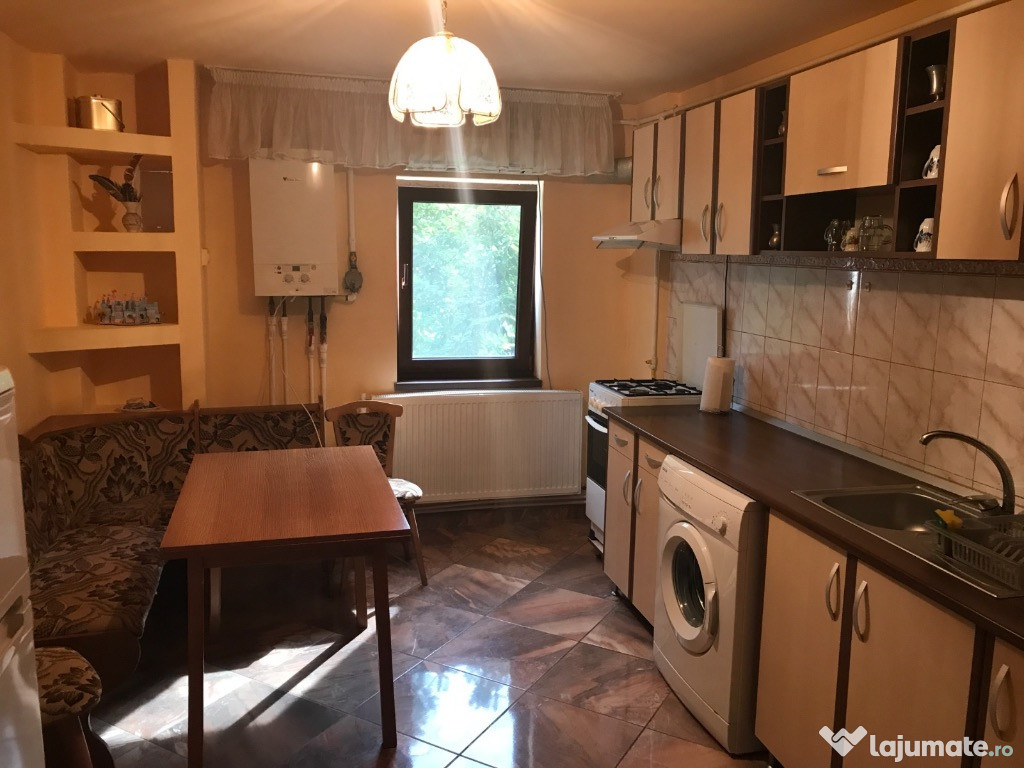 Apartament 2 camere de închiriat