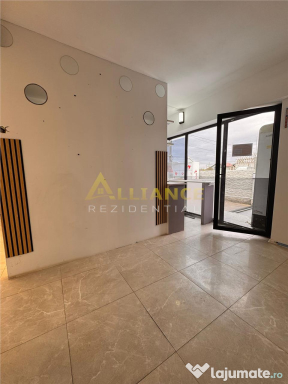 Casa / Spatiu comercial de inchiriat 60 mp Terasa / Parcar