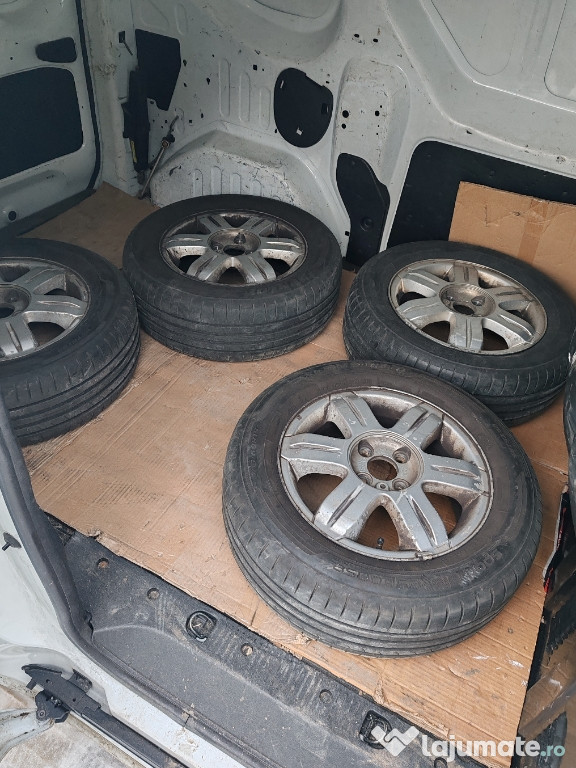 Jante aliaj 4 X 100 R15 anvelope Dunlop 205-55-R15