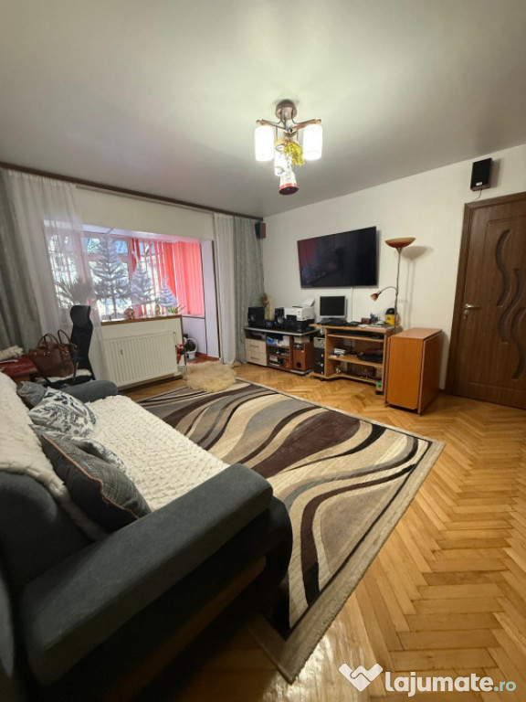 Apartament 3 camere, 65 mp, zona Lăpuș-Argeș