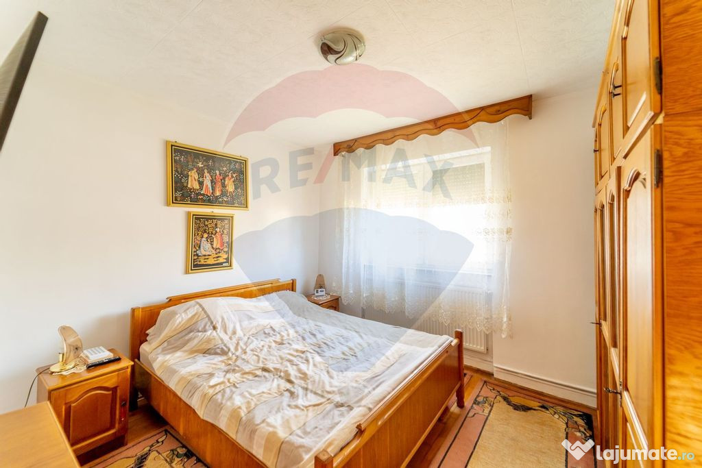 Apartament cu 3 camere in zona Grădiște