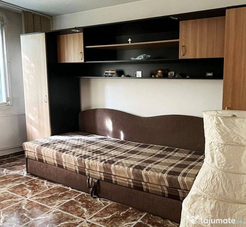 Apartament 3 camere decomandat Brancoveanu