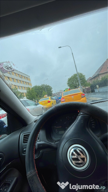 Vând wolkswagen Bora