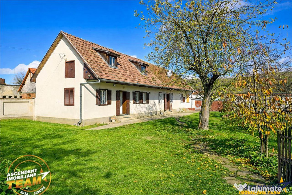 Proprietate autentica spatiu gospodaresc,1800mp,Araci,Covasn