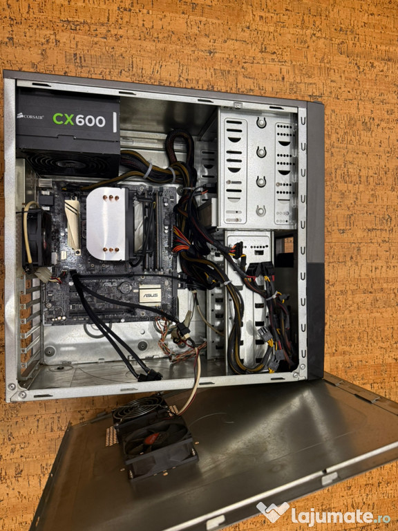 Vând PC i5-6600k 16GB DRR4 SSD 240GB