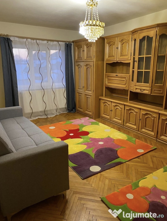 Apartament cu 2 camere, decomandat, Tolstoi