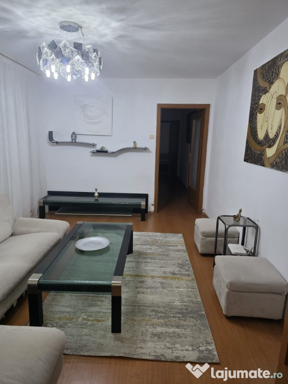 Apartament 4 camere, Zona Apusului , Militari