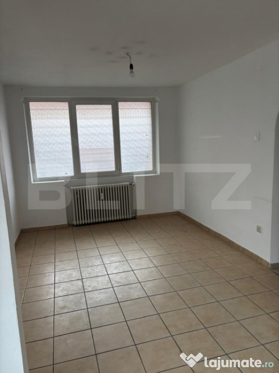 Spațiu comercial de închiriat | 44 mp | Vad pietonal inten