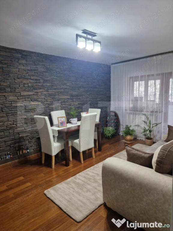 Apartament 4 camere, 86 mp utili, zona Baba Dochia