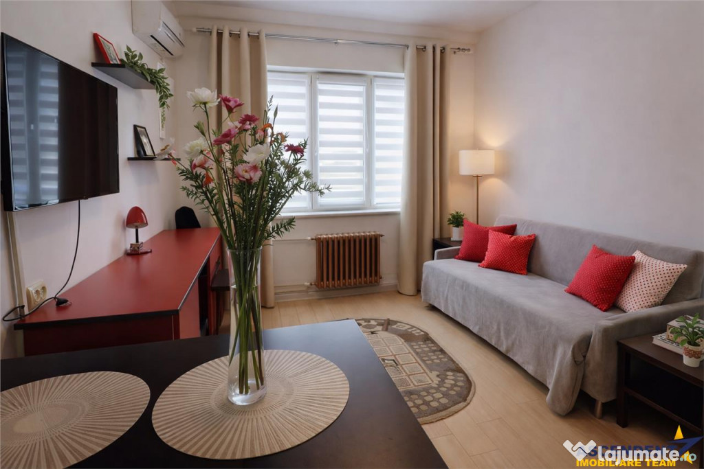 Tur 3D! Rezidenta mica,luminoasa,mobilata, accesorizata,loc