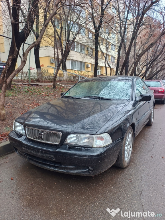 Volvo C70 2,4T 240cp