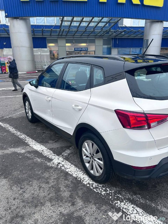 Seat Arona Berlina, benzina, septembrie 2021, stare foarte buna