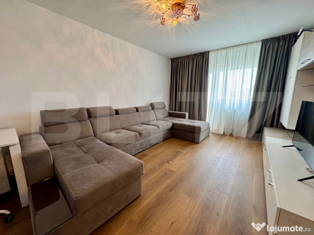 Apartament 3 camere decomandate, 67 mp, garaj, zona UMF