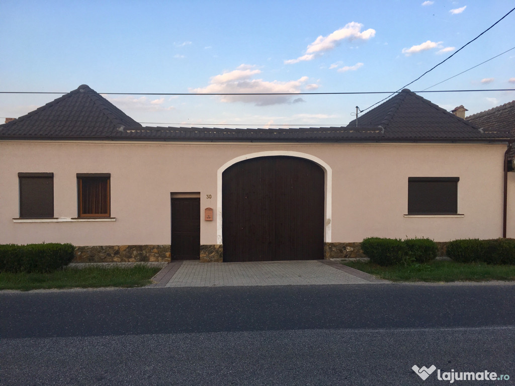 Casa cu gradina si livada Drasov, Alba