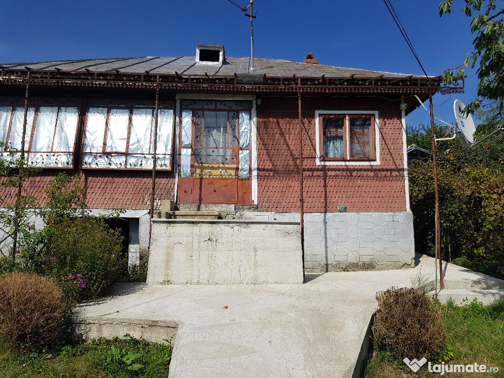 Casa si teren in comuna batrani, prahova Central