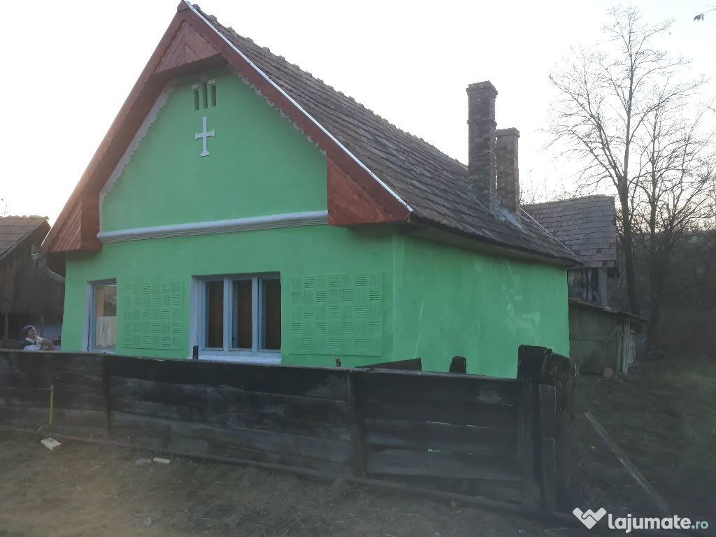 Casa sura si gradina loc.Bord com.Cucerdea central