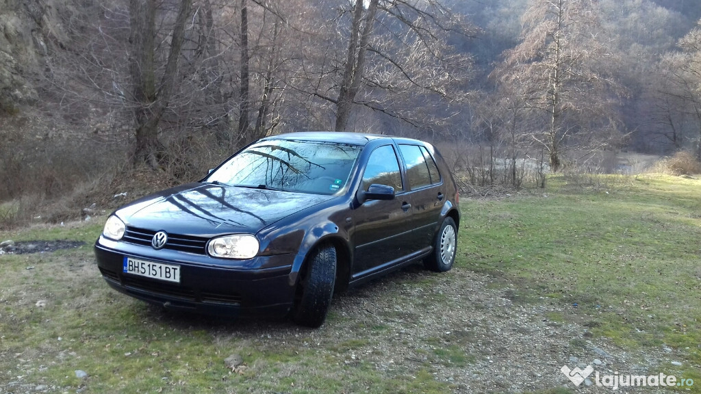 Dezmembrari golf 4 benzină 1.4