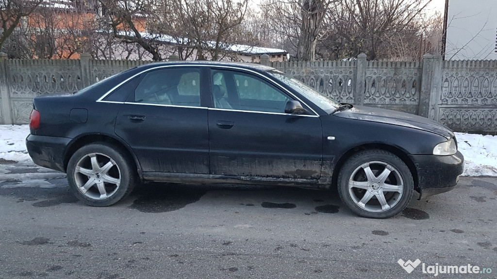Dezmembrez audi a4 motor 2.5tdi