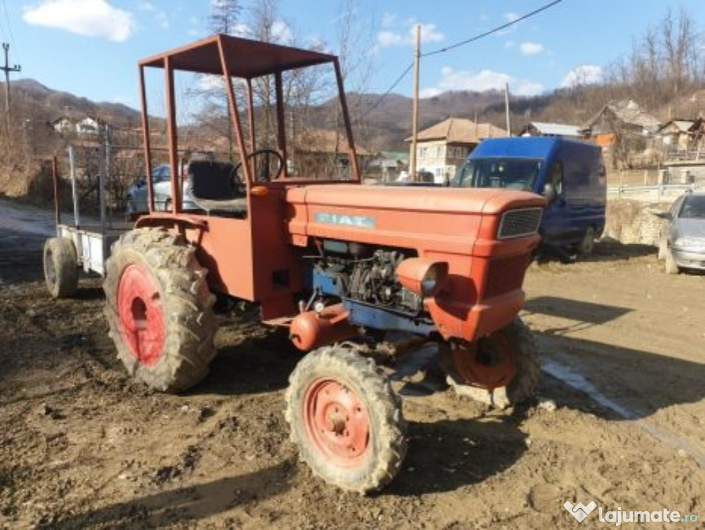 Tractor Fiat 250 + remorca
