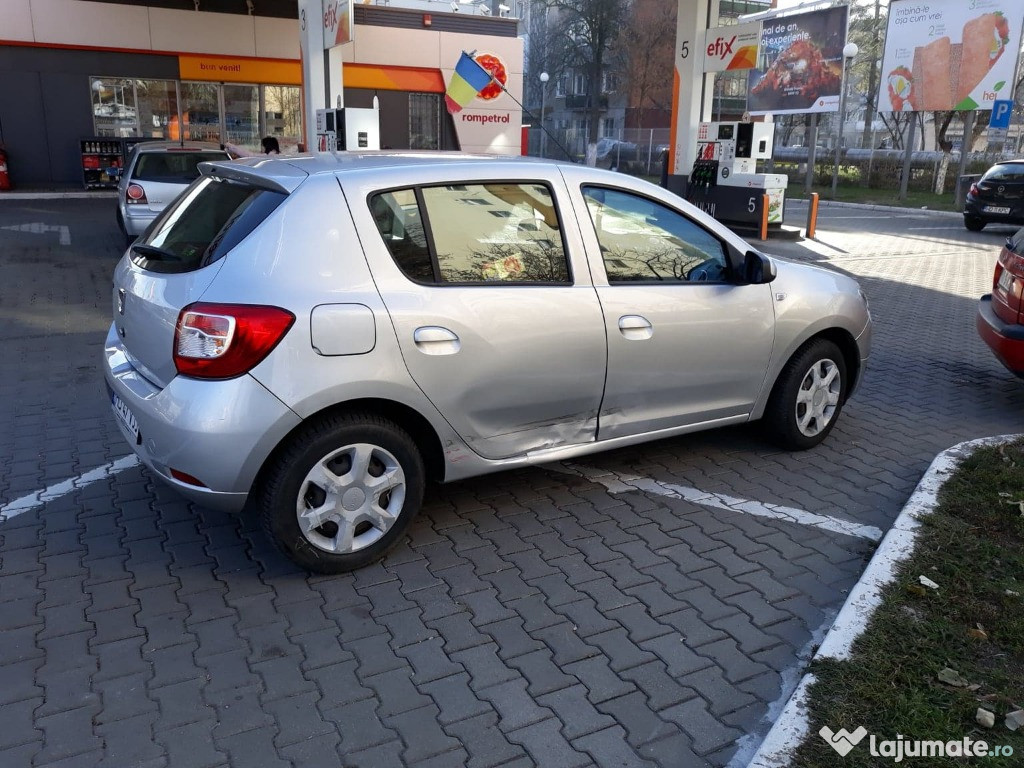 Usi Dacia Sandero - dezmembrari